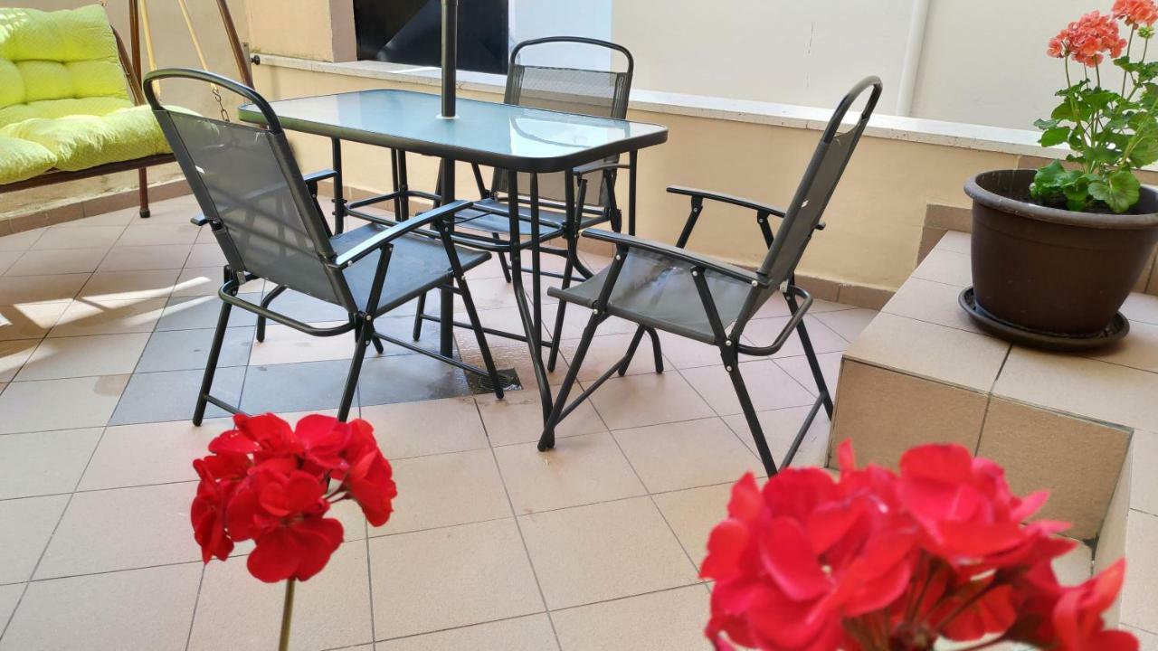 Beautiful In Apartment Kavala